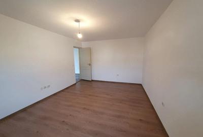 Apartament cu 2 camere decomandat în Soarelui - 2