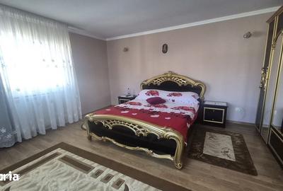 Casă cu 5 camere cu Teren 662 Mp în 1 Mai - 16
