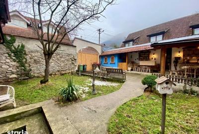 Casă cu 4 camere cu Teren 810 Mp în Roșia - 1