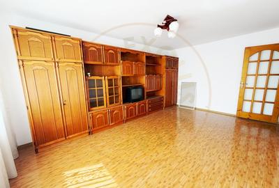 Apartament cu 3 camere decomandat în Curtea de Argeș - 2