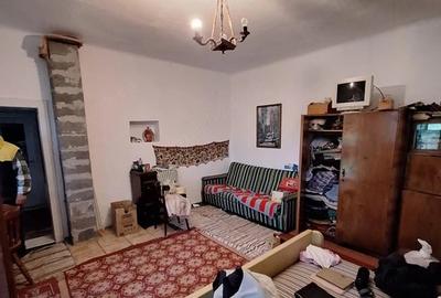 Casă cu 4 camere cu Teren 3024 Mp în Telechia