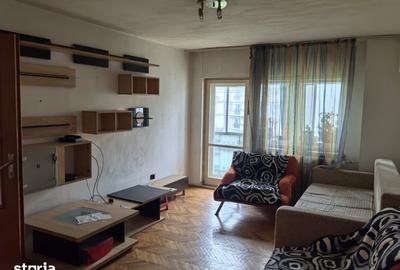 Apartament cu 3 camere decomandat în Centrul Civic