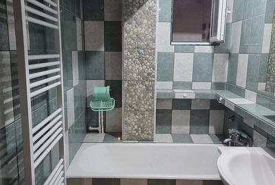 Apartament cu 2 camere decomandat în Micro 20 - 5