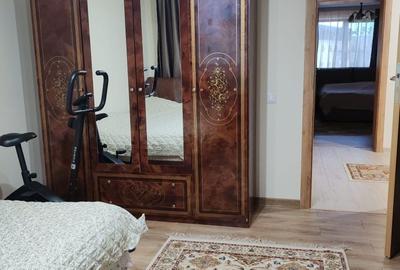 Casă cu 4 camere în Cazasu