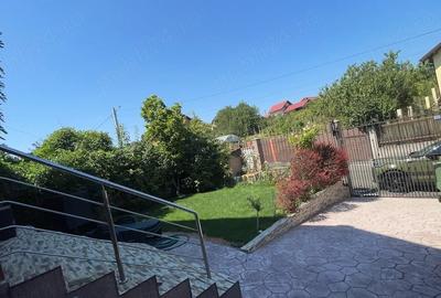 Casă cu Teren 250 Mp în Central