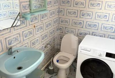 Casă cu 5 camere cu Teren 1000 Mp în Central