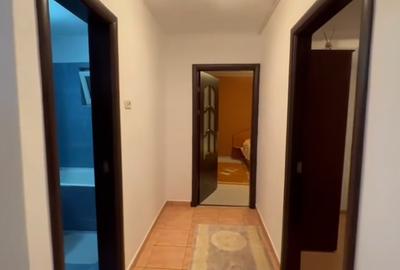 Apartament cu 3 camere decomandat, mobilat în Boema - 8