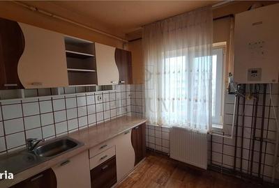 Apartament cu 2 camere decomandat în Circumvalațiunii - 2