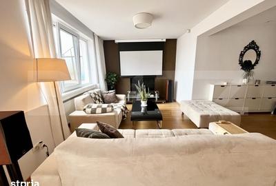 Apartament cu 4 camere în Central - 1