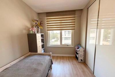Duplex cu 7 camere cu Canalizare în Iancu Nicolae - 8