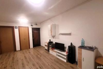 Apartament cu 3 camere semidecomandat în Central - 6
