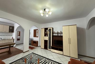 Apartament cu 2 camere semidecomandat, mobilat în Gheorgheni