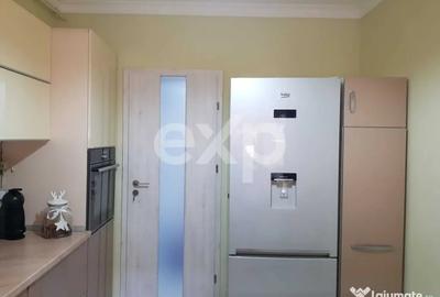 Apartament cu 3 camere semidecomandat în Florești - 3