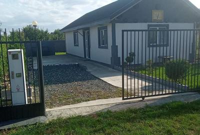 Casă cu 3 camere cu Teren 250 Mp în Vernești