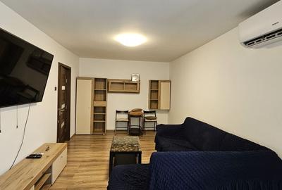 Apartament cu 3 camere în Tei