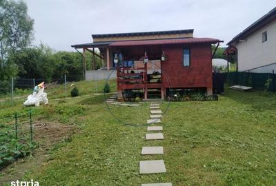 Teren de 864 mp, în Central