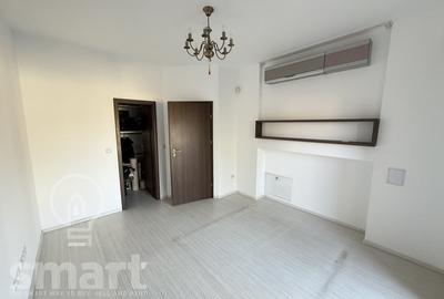 Duplex cu 12 camere cu Canalizare în Central - 20
