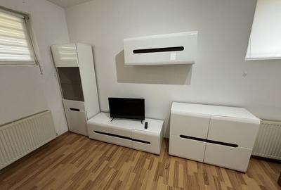 Casă cu 4 camere în Florești
