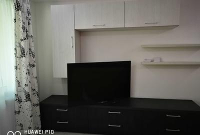 Apartament cu 2 camere semidecomandat în Astra