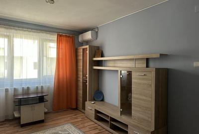 Apartament cu 2 camere nedecomandat în George Enescu