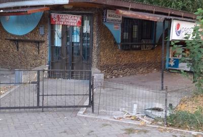 Spațiu comercial, de 55 mp, în Central - 4