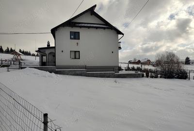 Casă cu 5 camere cu Teren 5800 Mp în Podu Coșnei - 3