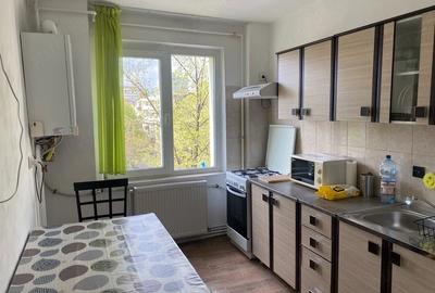 Apartament cu 2 camere decomandat în Central - 1