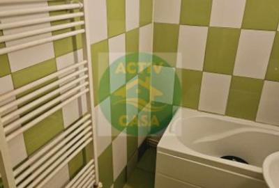 Apartament cu 2 camere decomandat în Roman - 1