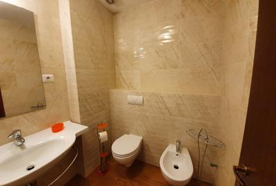 Apartament cu 3 camere semidecomandat în Sisești - 13