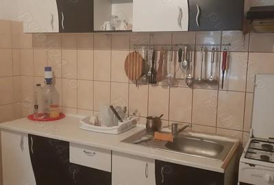 Casă cu 5 camere în Roșu - 1