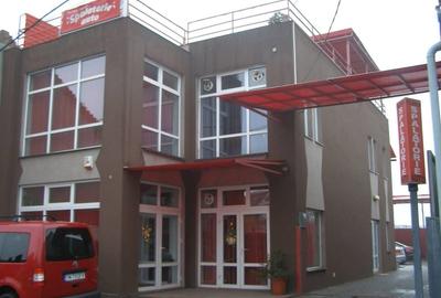 Spațiu comercial, de 156 mp, în Central