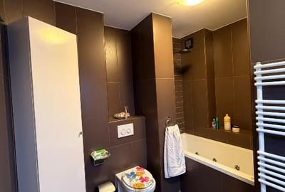 Apartament cu 3 camere semidecomandat, mobilat în Calea Călărașilor - 3