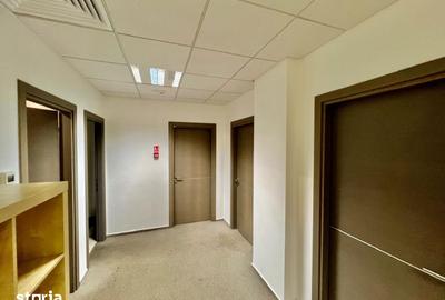 Spațiu comercial, de 50 mp, în Centrul Civic