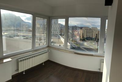 Apartament cu 4 camere decomandat, mobilat în Centrul Civic - 1