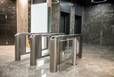 Birou, de 321 mp, în Central - 9