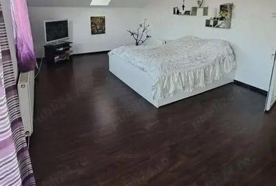 Casă cu Teren 1300 Mp în Central - 4