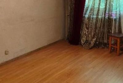 Garsonieră decomandată în Brâncoveanu