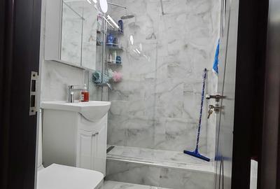 Apartament cu 3 camere decomandat în Berceni - 1