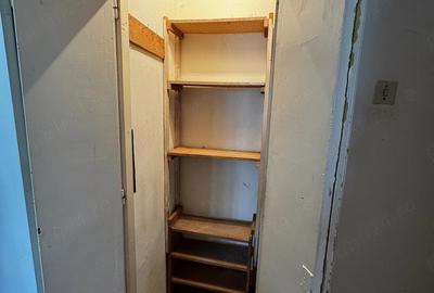 Apartament cu 2 camere nedecomandat în Central