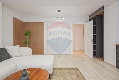 Apartament cu 3 camere decomandat, mobilat în Tractorul - 18