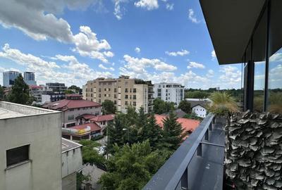 Apartament cu 3 camere decomandat, mobilat în Floreasca