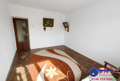 Apartament cu 2 camere decomandat în Ultracentral