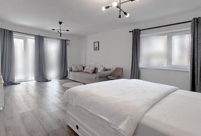 Apartament cu 2 camere decomandat în Tractorul - 9