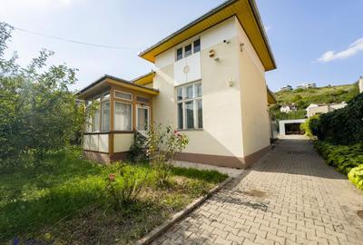 Casă individuală cu 5 camere cu Canalizare în Grigorescu - 2