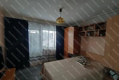 Apartament cu 4 camere decomandat în Metalurgie - 3