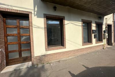 Birou, de 76 mp, în Central - 5