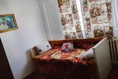Apartament cu 2 camere decomandat în Lacul Tei
