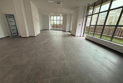 Spațiu comercial, de 88 mp, în Nord