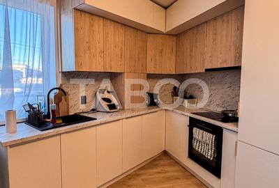 Apartament cu 3 camere semidecomandat, mobilat în Florești