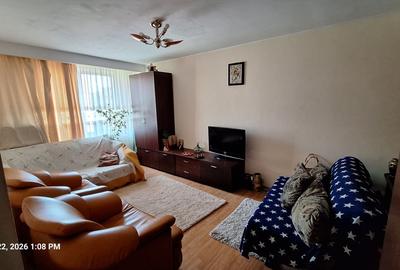Apartament cu 2 camere decomandat în Teiul Doamnei - 3